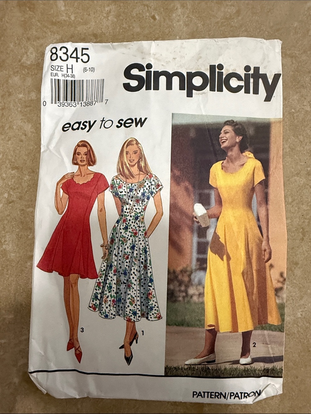 Simplicity Women's Fit-and-Flare Dress Pattern